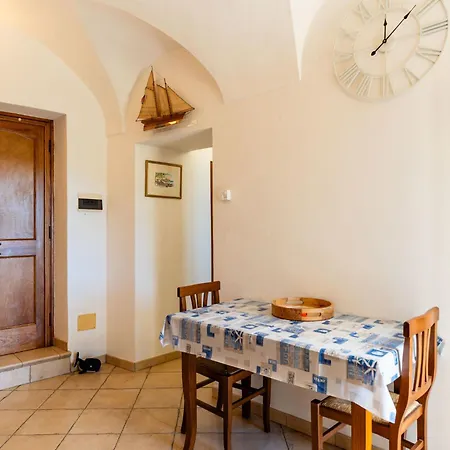 Terrazza Bella Vista By Interhome شقة